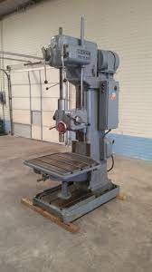 TALADRO VERTICAL CON MESA DE 30 X 24&quot;  (USADO)