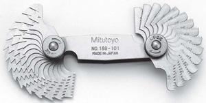 CALIBRADOR DE ROSCAS DE 0.35 - 6.00MM  60º 22 HOJAS